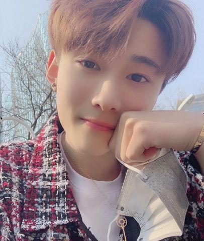 可爱的王乐乐资料,可爱童星的多面魅力